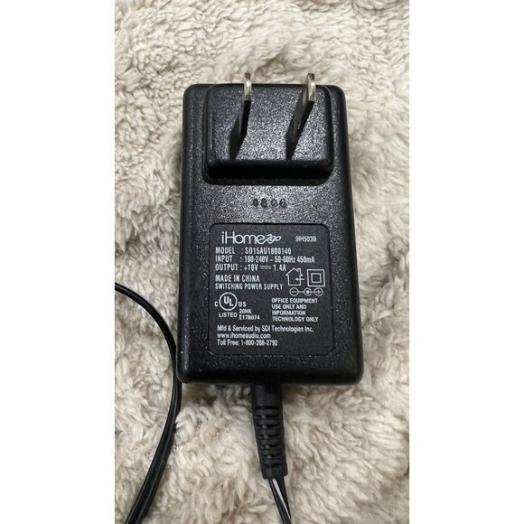 iHOME 9IH508B SO15AU1000140 AC Adapter 10V OUTPUT 100-240V INPUT 50-60Hz 450mA - Picture 1 of 3